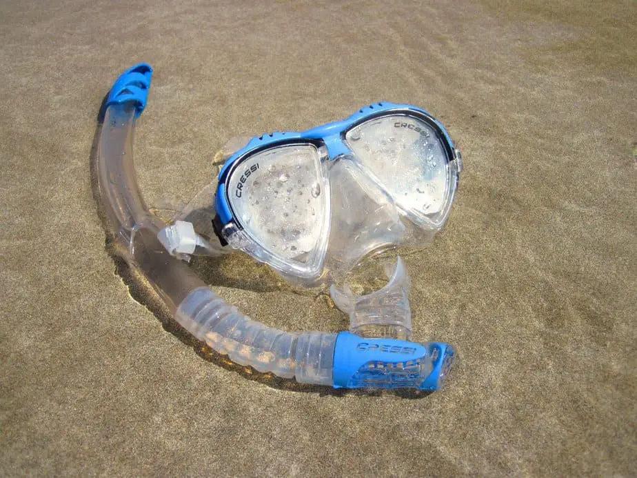 snorkel mask