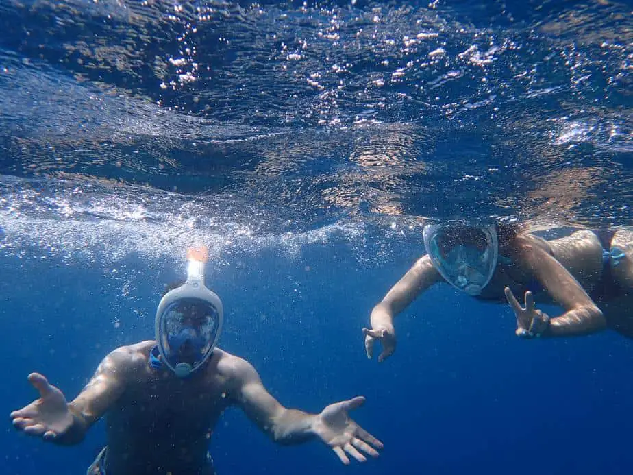 Full Face Snorkel Masks: Dangerous or Safe?