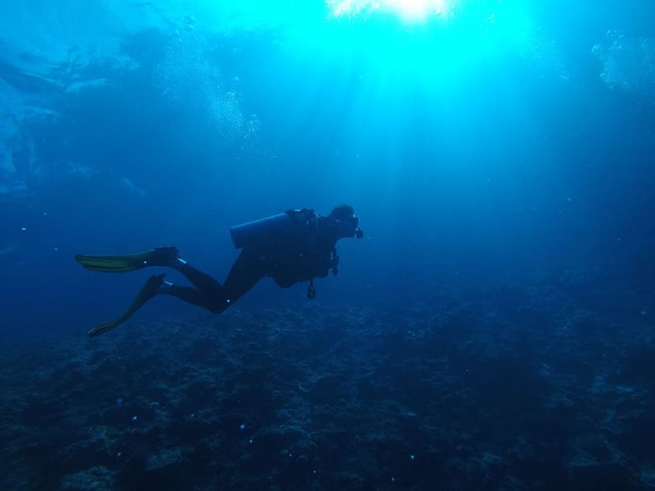 scuba dive with ear pain