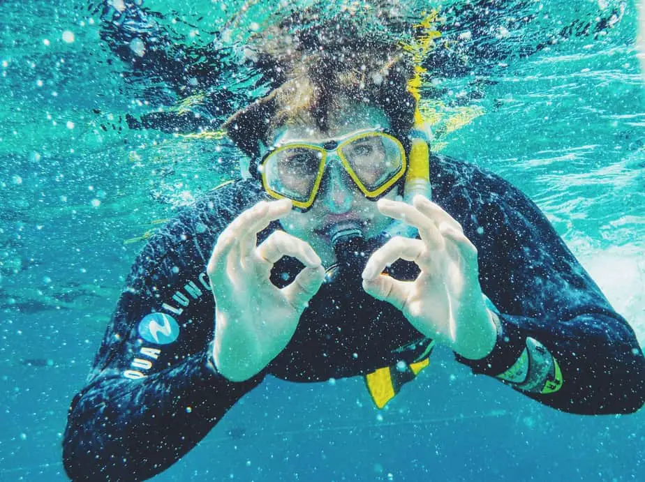 how to breathe when snorkeling