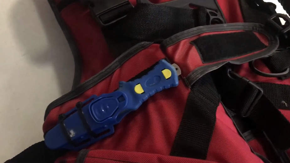 dive knife mounted to bcd