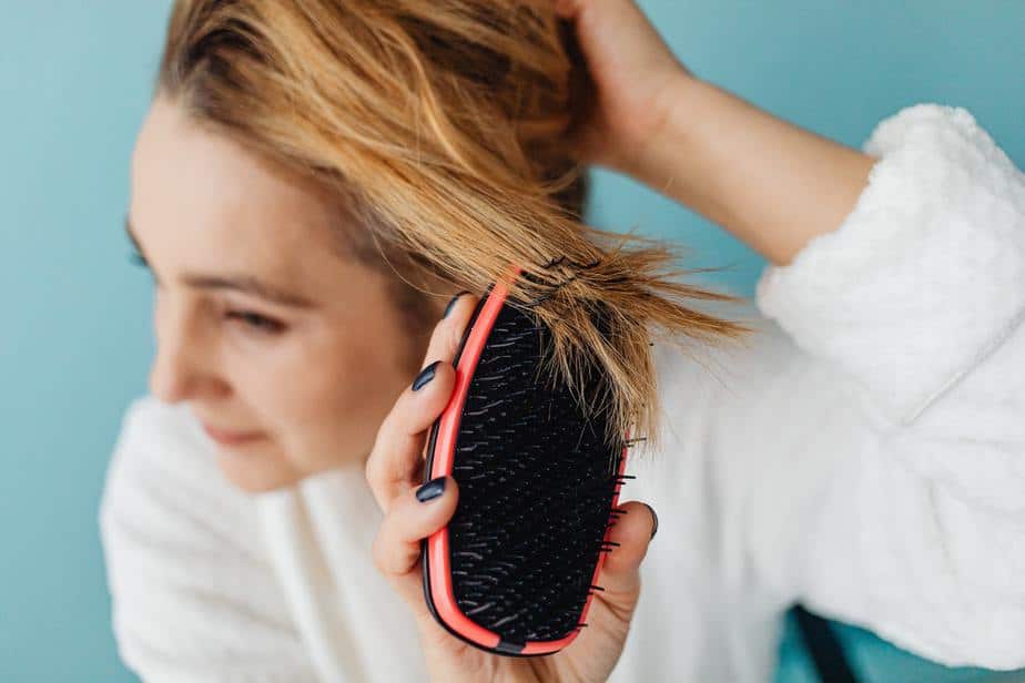 detangling hair with brush