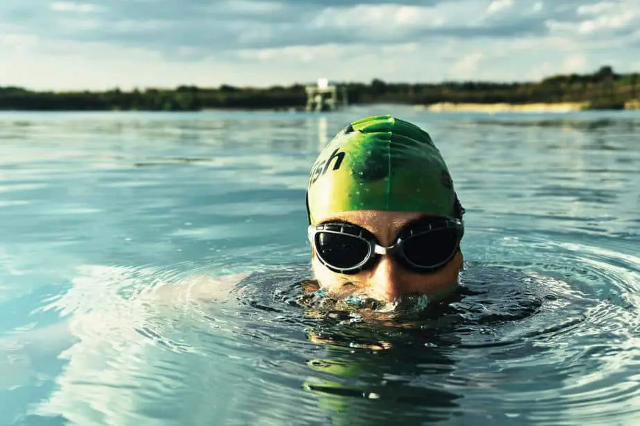 do bald professional racers need to wear swim caps?