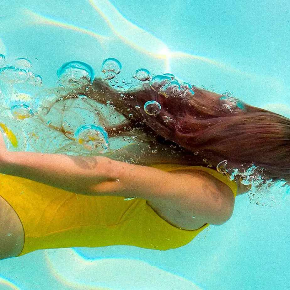 How to Swim With Long Hair