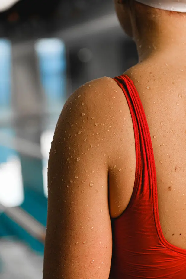 Benefits and Downsides of Chlorine on Skin