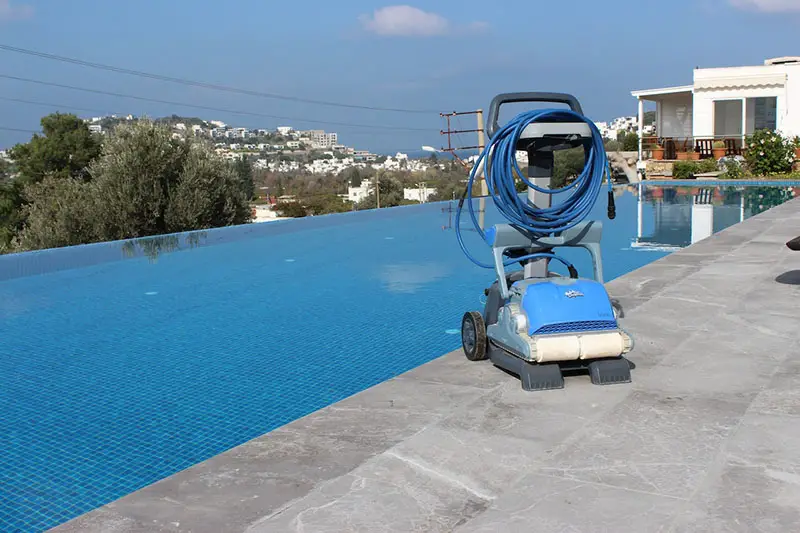Can You Leave Pool Vacuum in Pool Overnight