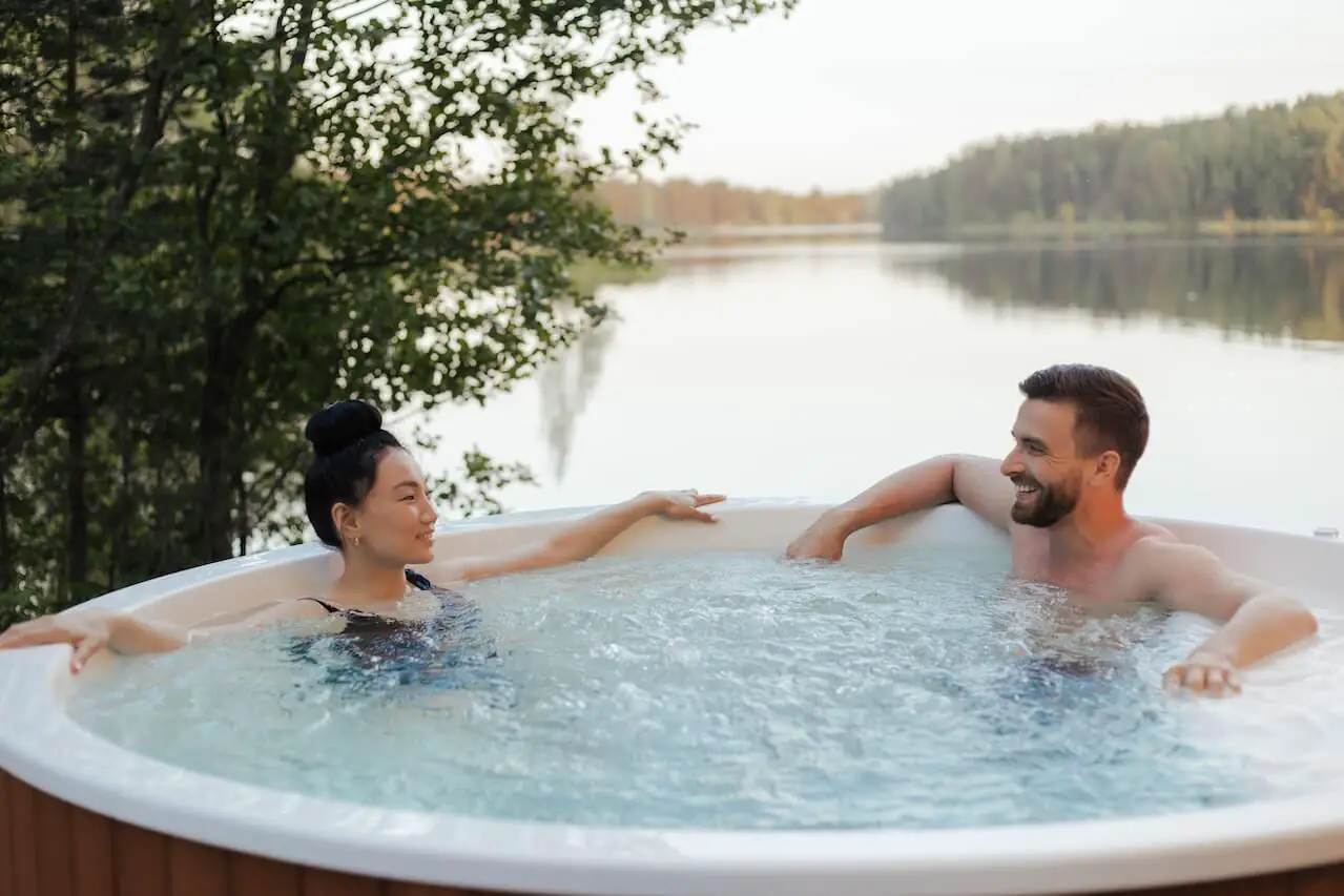 Do Hot Tubs Dehydrate You