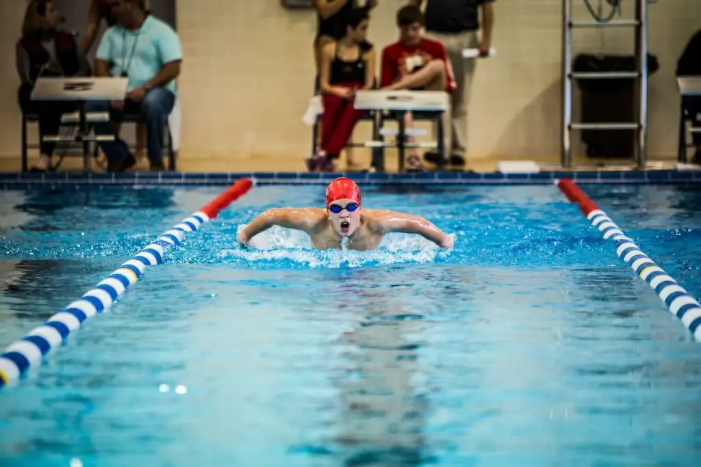 do-swim-caps-keep-water-out-of-ears-openwaterhq